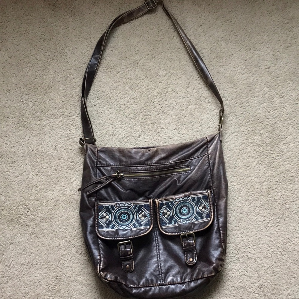 Brown shoulder bag
